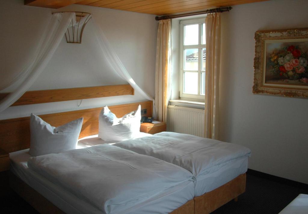 Akzent Bayerischer Hof Münnerstadt Chambre photo